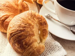 Gipfeli+Kaffee (Foto: Susanne Caranci) Gipfeli+Kaffee (Foto: Susanne Caranci)