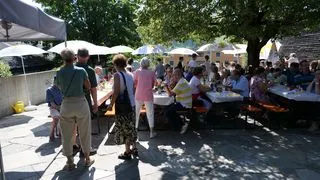 Sommerfest 25 (Foto: Barbara Hubele) Sommerfest 25 (Foto: Barbara Hubele)