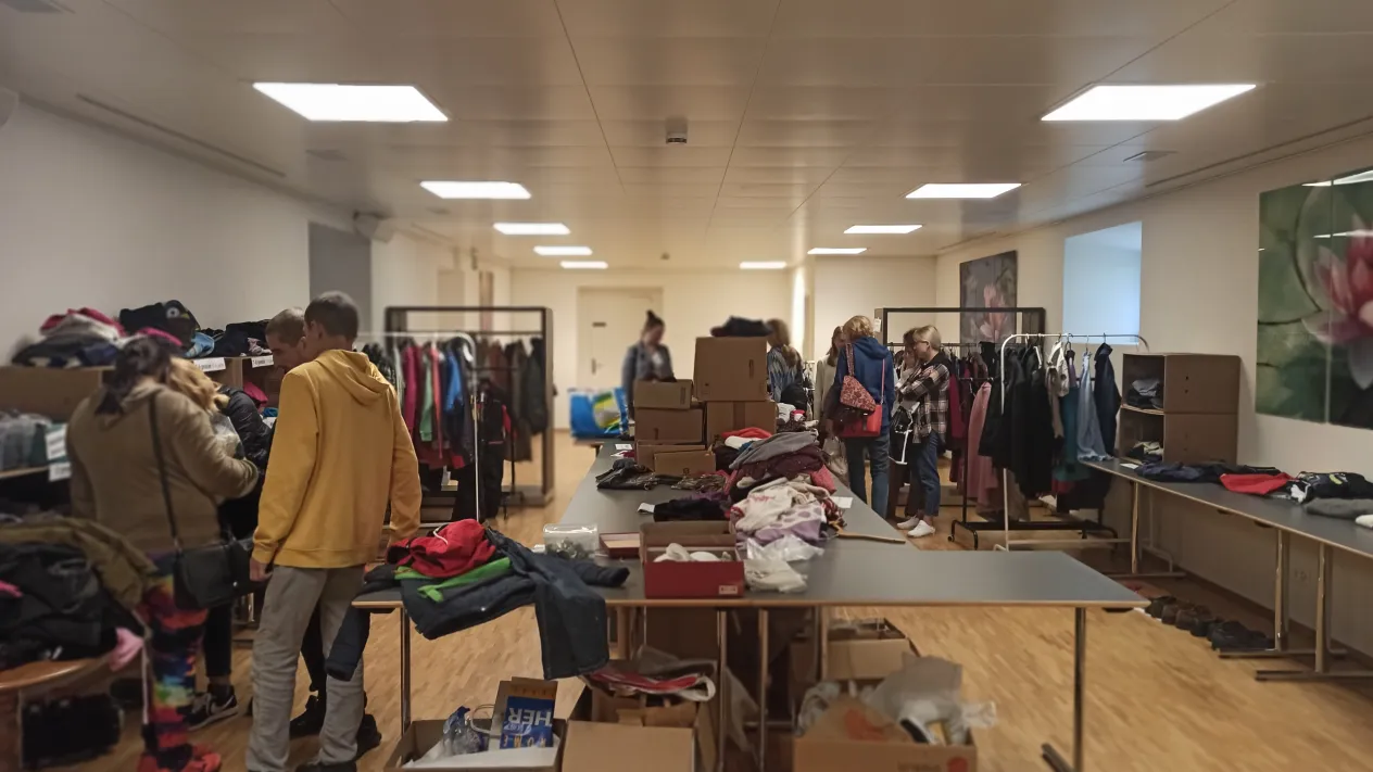 Kleiderbörse (Foto: Barbara Hubele) Kleiderbörse (Foto: Barbara Hubele)